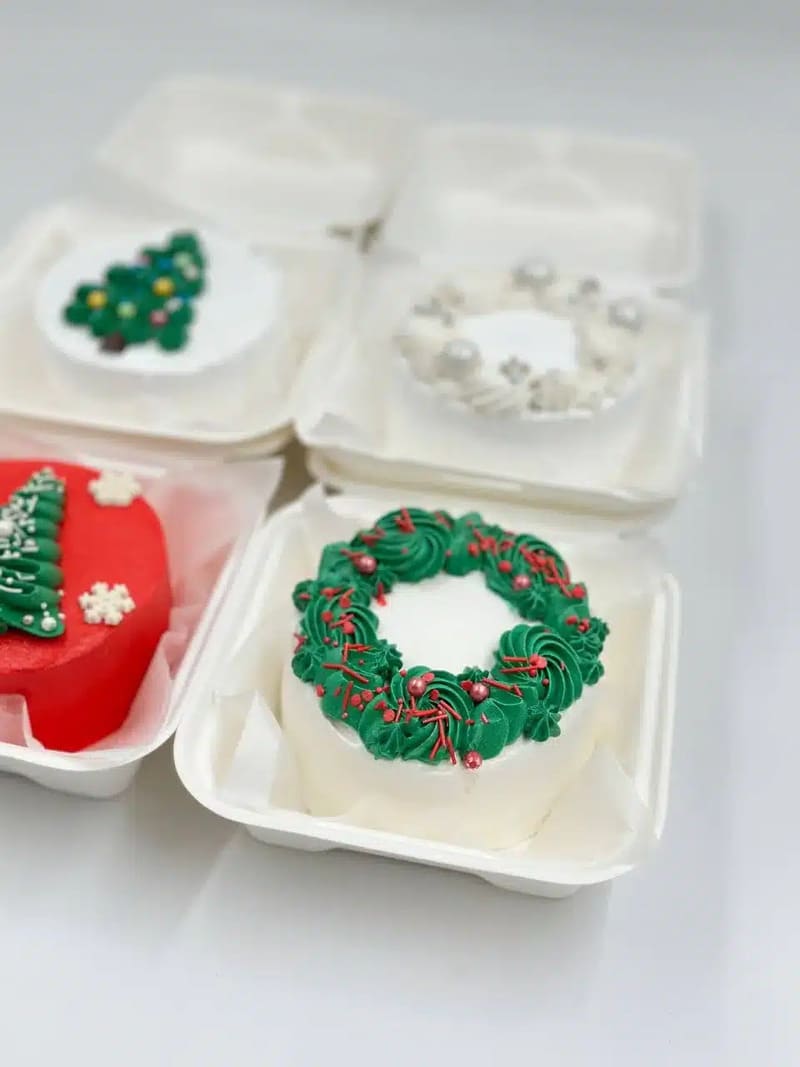 Бенто торт з віночком